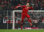 开云体育中国官网-AC米兰逆转切尔西，罗本送出助攻