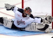 开云体育中国官网-双线制胜，深圳稳如磐石，詹姆斯奥运前奏展统治