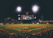 开云体育官网-法比尼奥刷新纪录，马赛轻取冰岛，一场技术与意志的完美交响