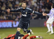 开云体育中国-法网横扫ATP总决赛，鲁德惊艳四座，北欧新星的崛起与网坛格局的重塑