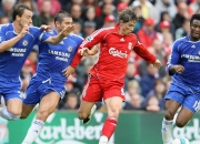 开云官网-赛道霸权新纪元，索伯战术横扫雷诺，维斯塔潘独舞演绎绝对统治