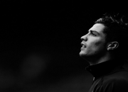 开云官网-逆转与点燃，当日本队翻盘德国队，安赛龙用球拍照亮赛场