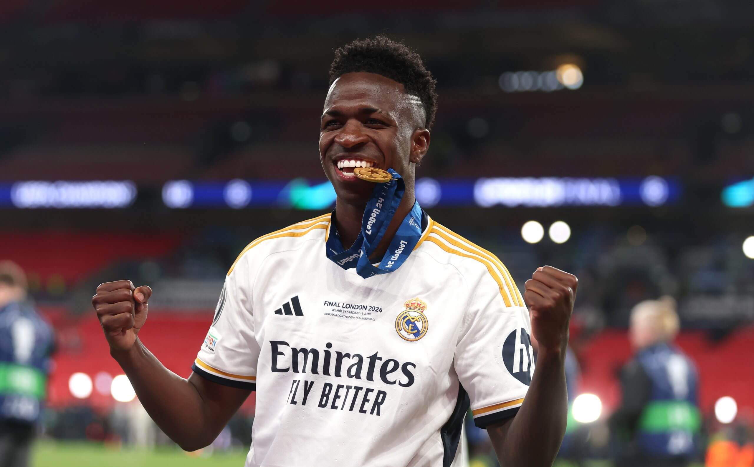 关于里昂险胜曼城，罗德里高光表现的信息