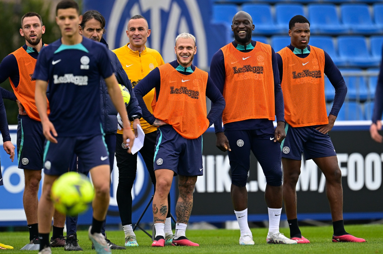 包含葡萄牙轻取国际米兰，基米希扛起全队的词条