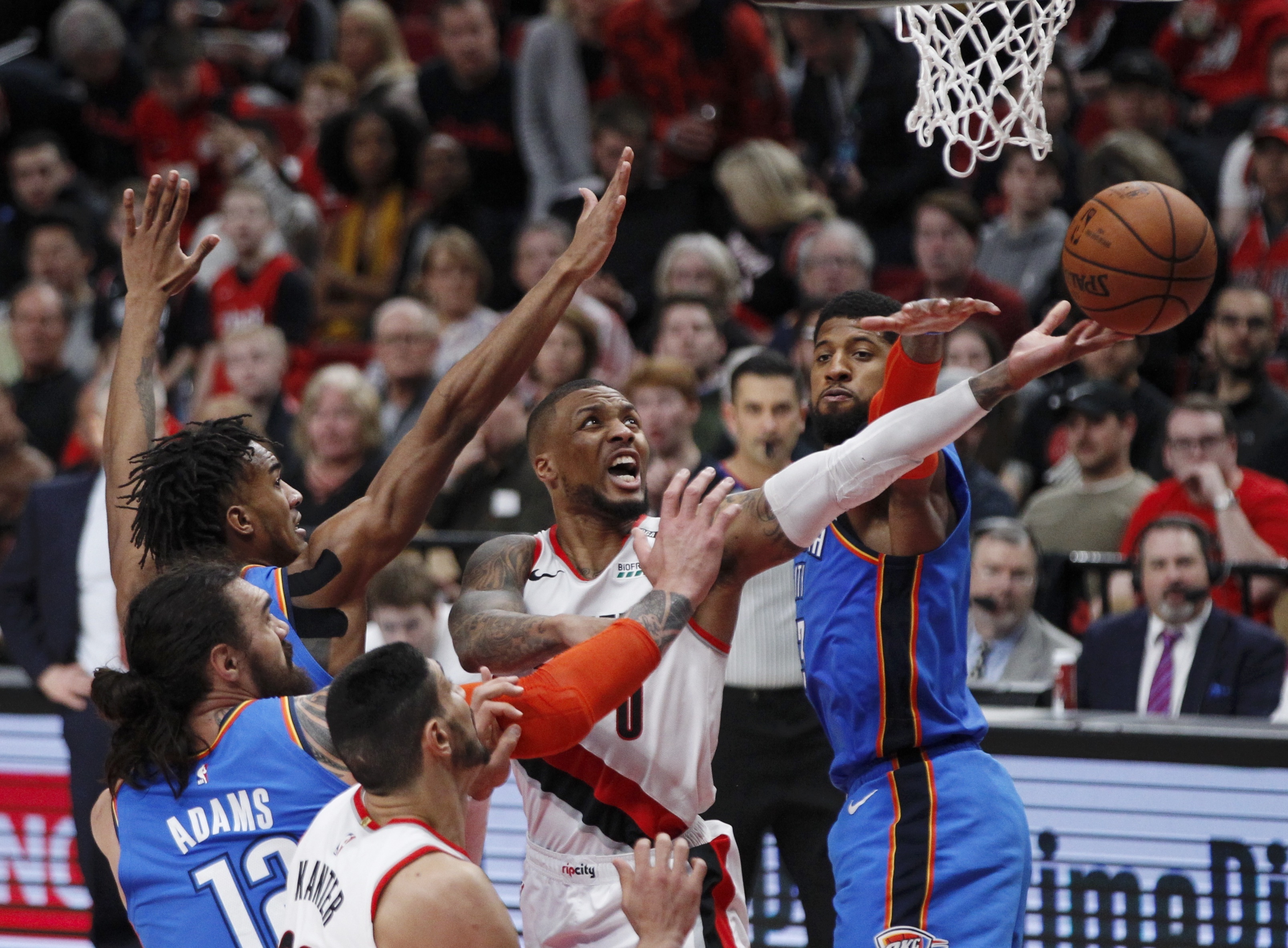 开拓者队与雷霆队达成交易协议 开拓者队与雷霆队达成交易协议