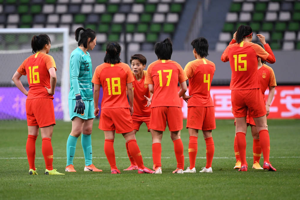 日本女足精彩对战,逆转获得胜利 日本女足精彩对战,逆转获得胜利