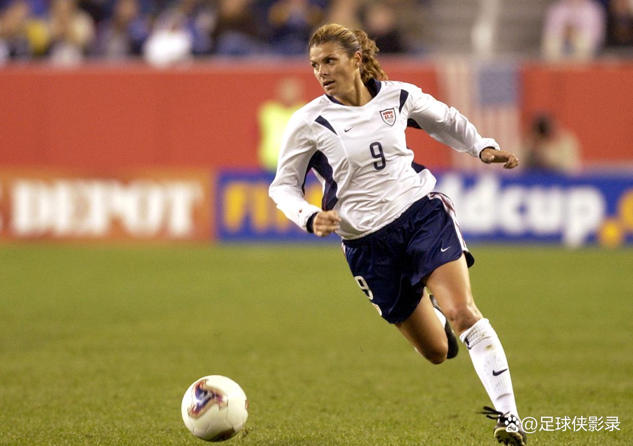 日本女足前锋被评为赛季最有潜力球员