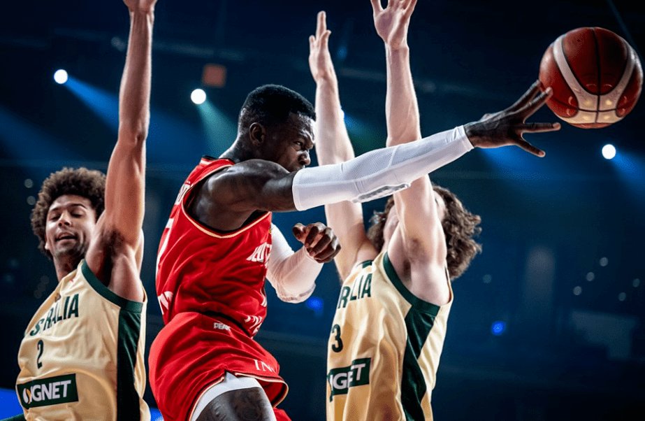 松绿队实力仅次于，晋级下一轮