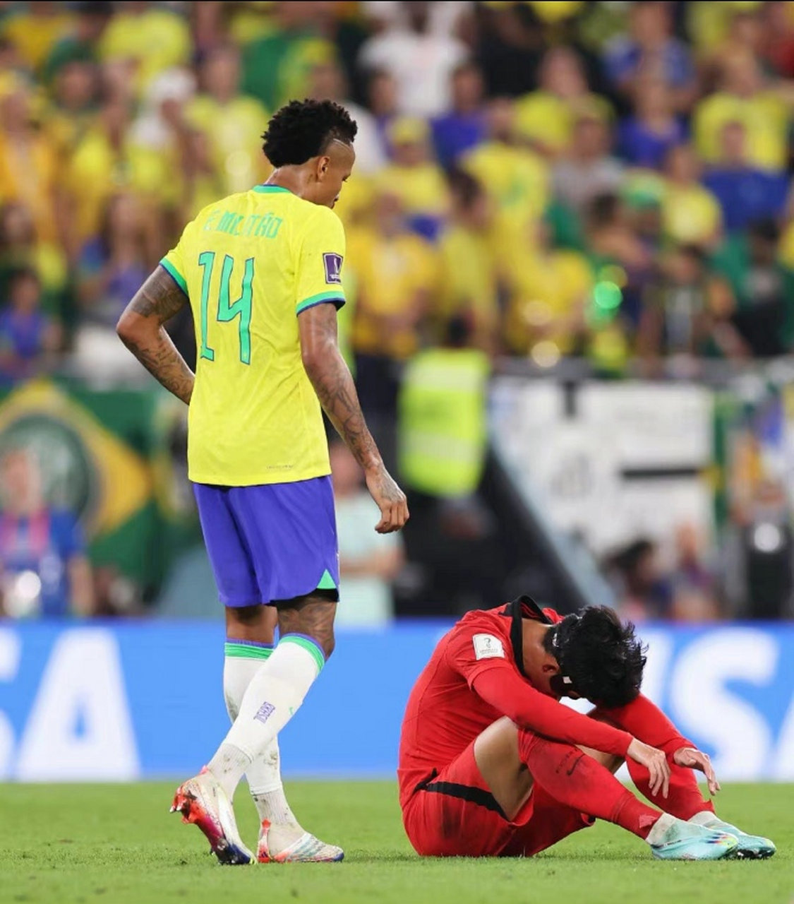 包含铁饼比赛现场悬念，巴西选手突围夺冠的词条