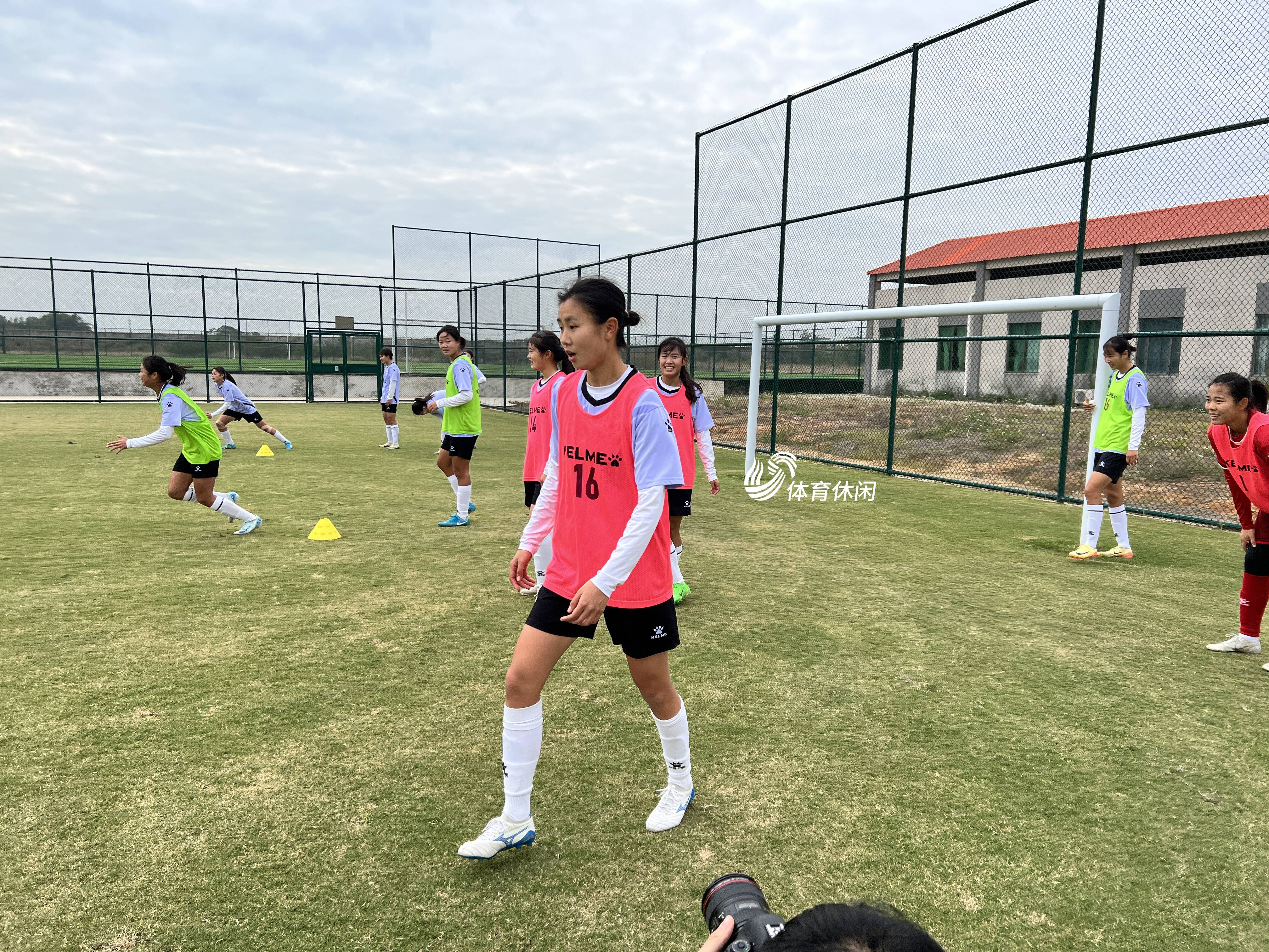 关于新赛季即将开启,女足球队备战全力以赴的信息 关于新赛季即将开启,女足球队备战全力以赴的信息