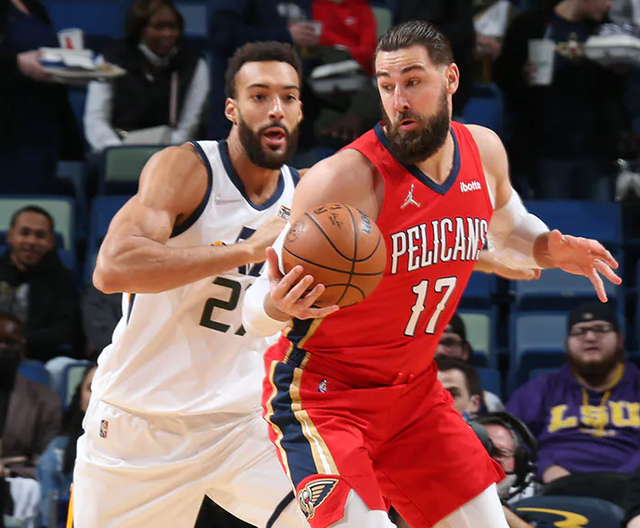 包含博扬·波格丹维奇单节狂砍分，帮助亚特兰大老鹰逆转迈阿密热火的词条