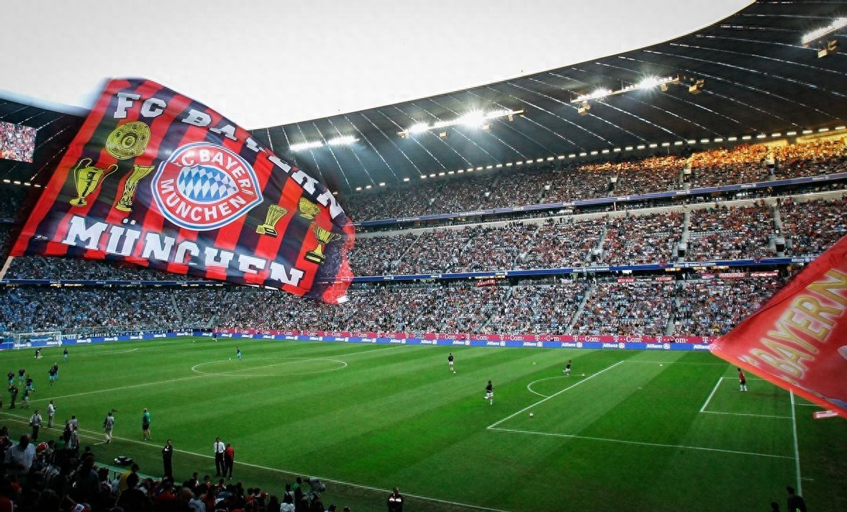 莱万领衔进攻,拜仁梦幻队形攻陷对手战区的简单介绍 莱万领衔进攻,拜仁梦幻队形攻陷对手战区的简单介绍