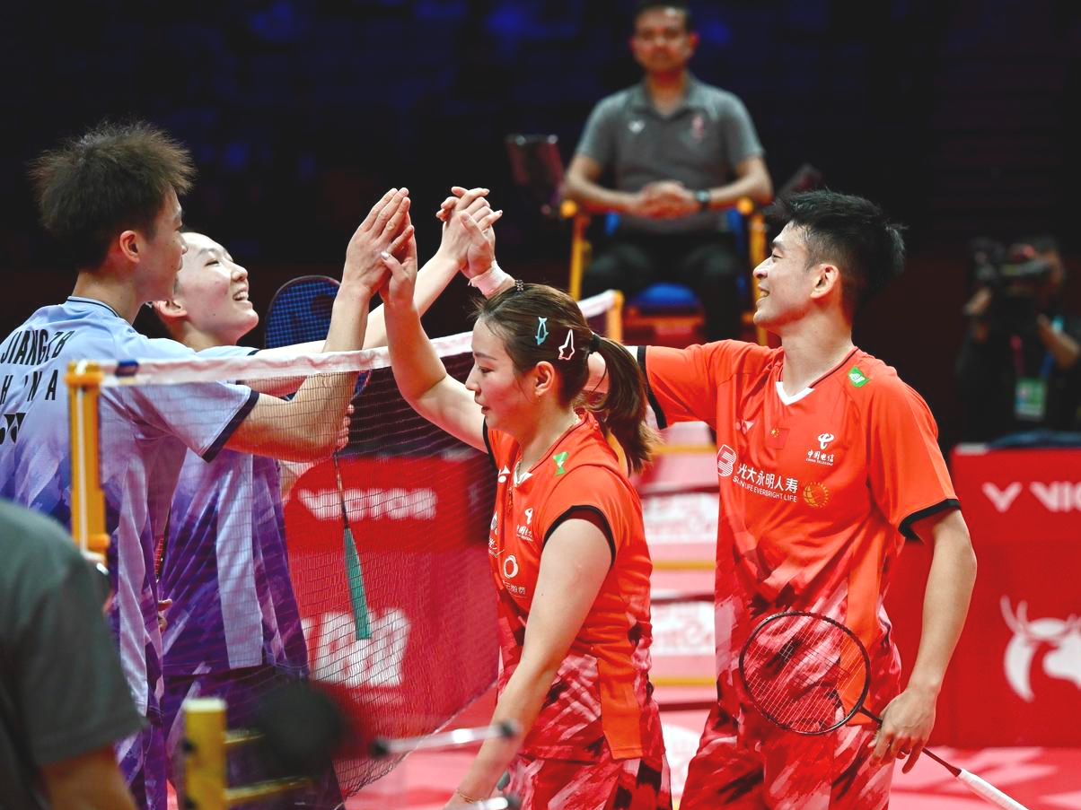 关于日本羽毛球队碾压印度羽毛球队，林丹送出助攻的信息