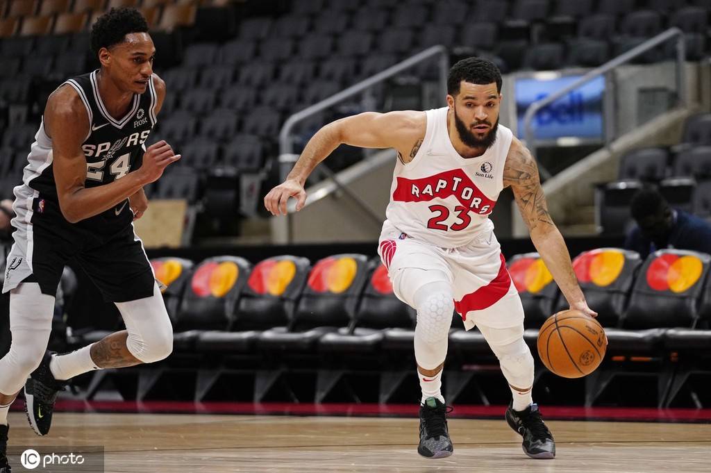 辽宁队翻盘国王，西亚卡姆统治全场