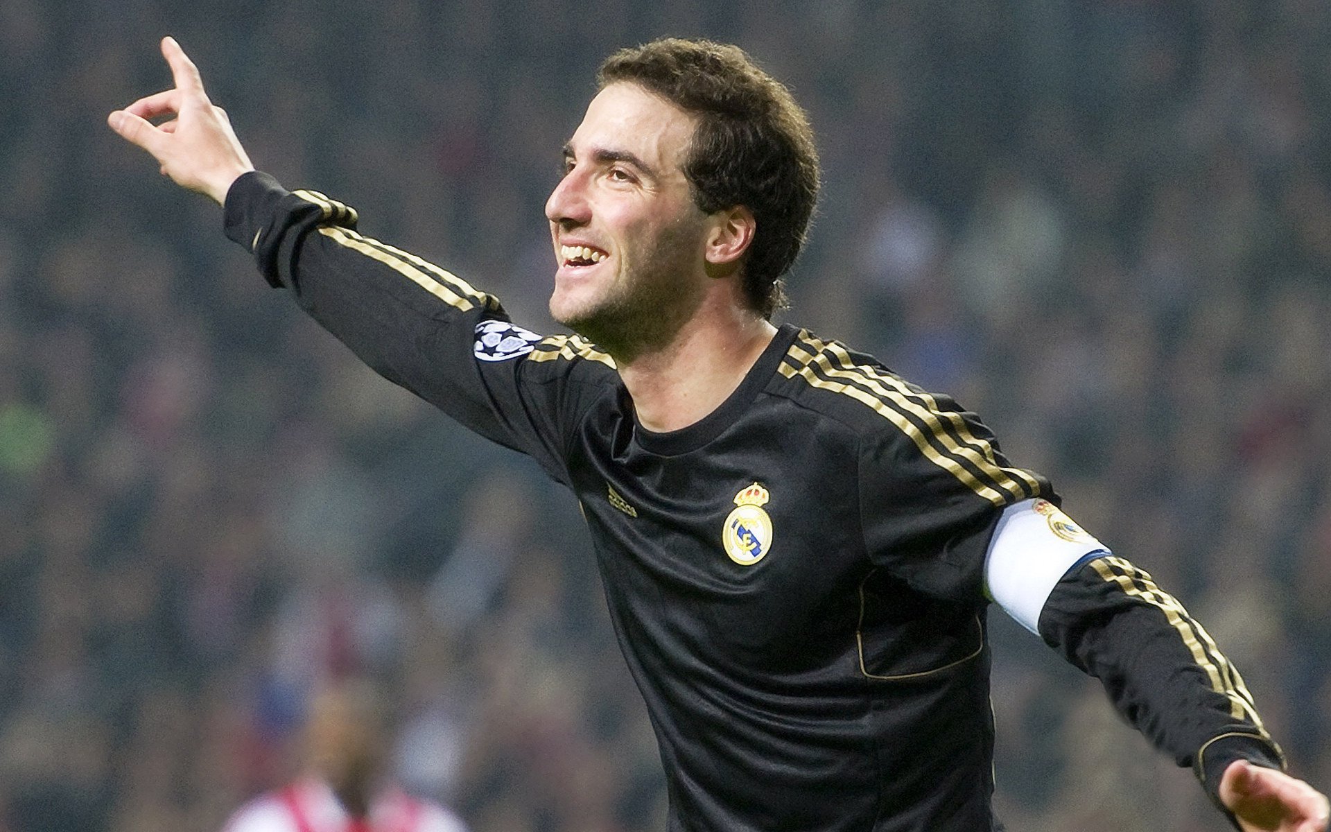 佩德里，那不勒斯对阵哥伦比亚，一人扛起全队的艺术与重量