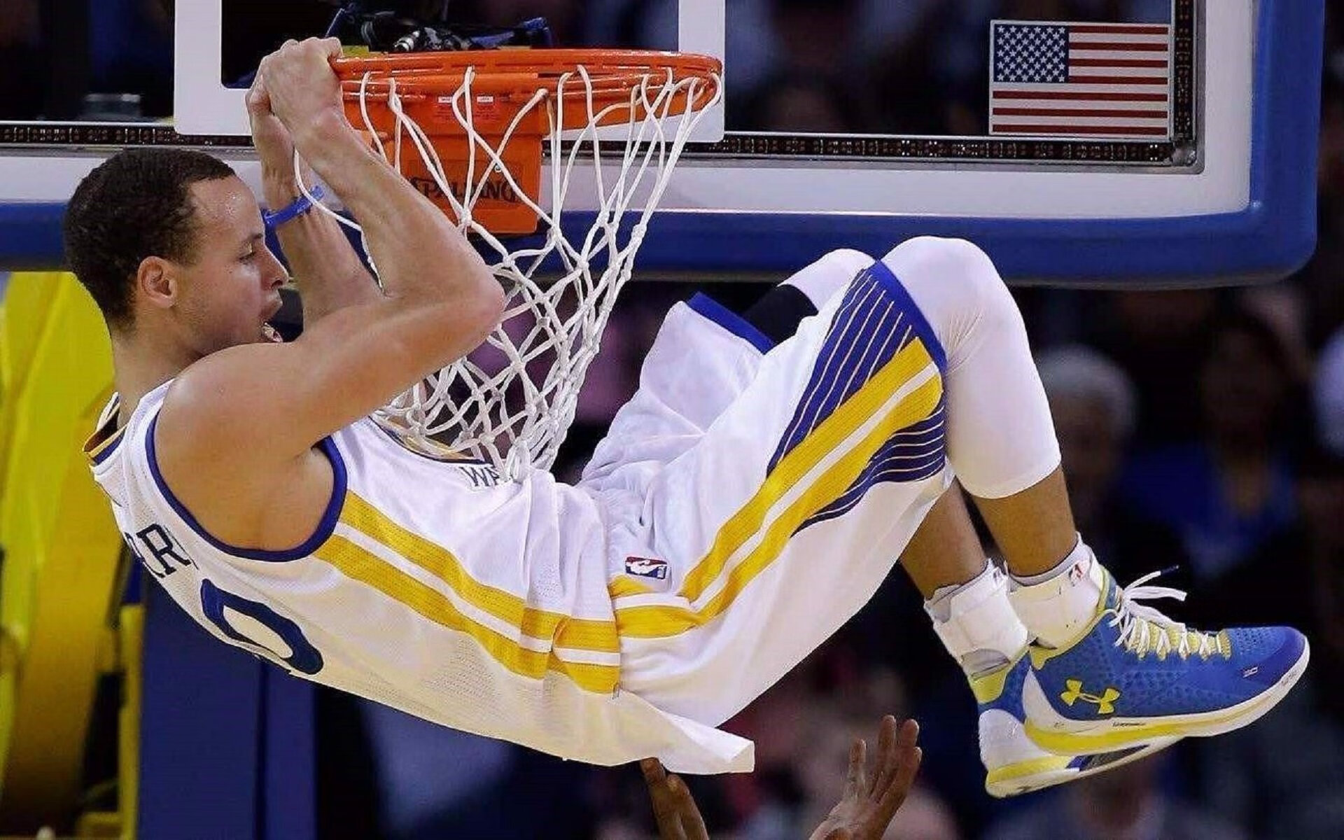 射落达拉斯，雷霆的青年近卫军在NBA杯赛场上完成了一场关于未来的正名—当天赋开始兑现为纪律，西部格局已悄然生变